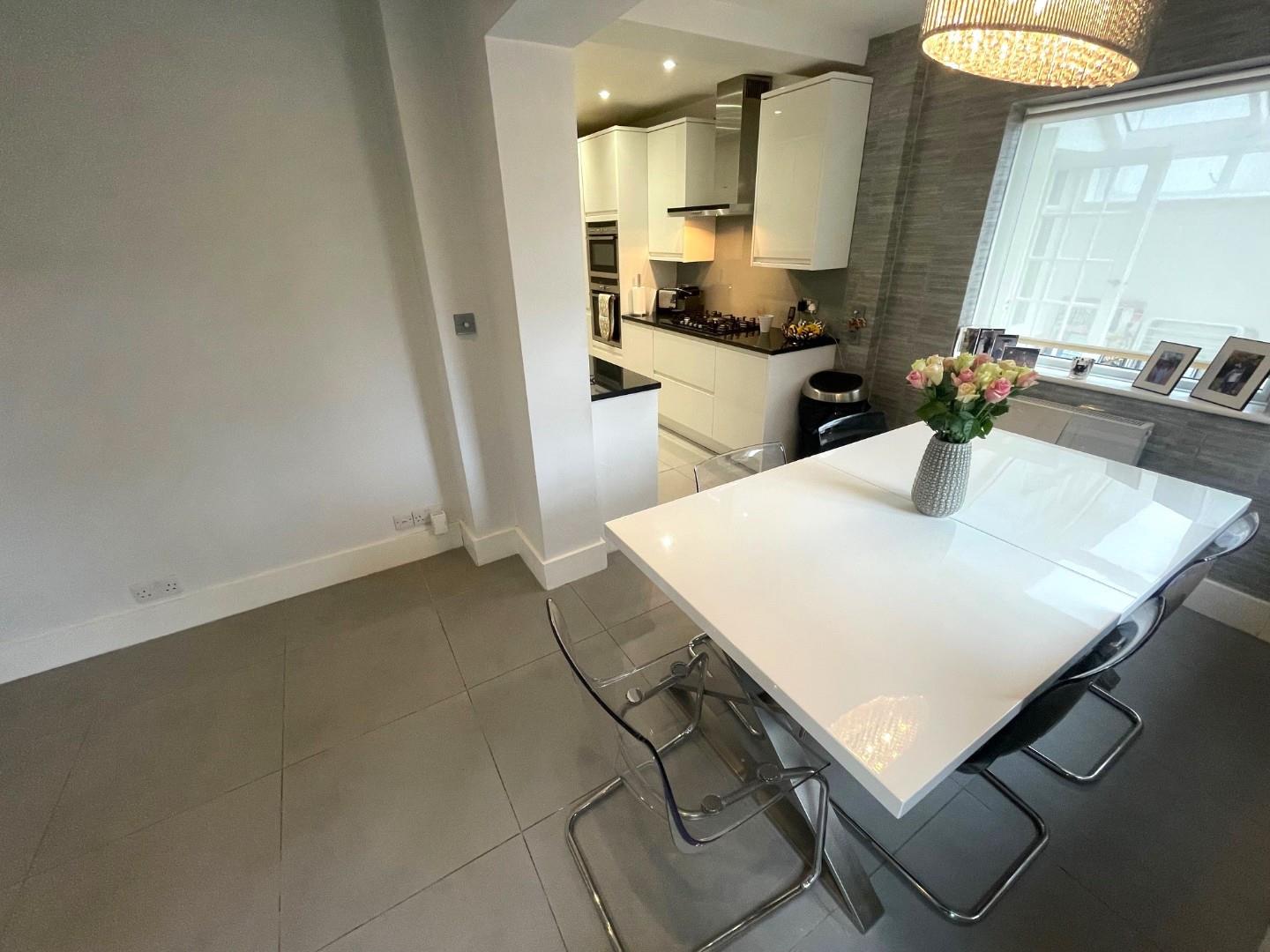 Worcester Crescent, Mill Hill